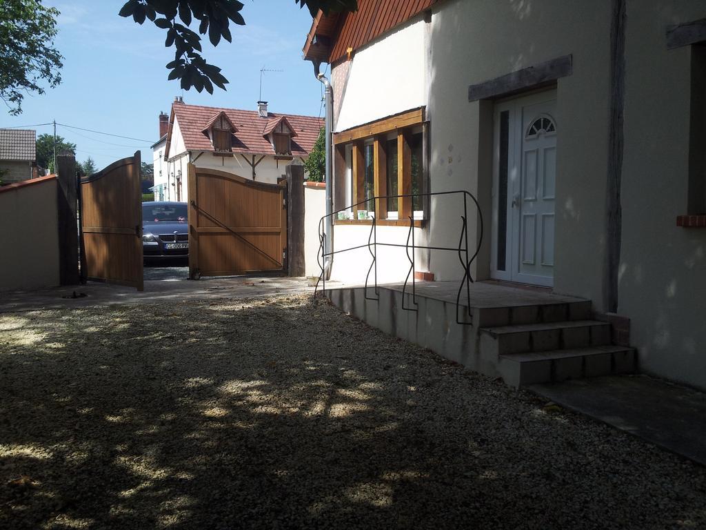 Chambres Et Espace Detente Bien-Etre Sologn'Ami Neuvy-sur-Barangeon ภายนอก รูปภาพ
